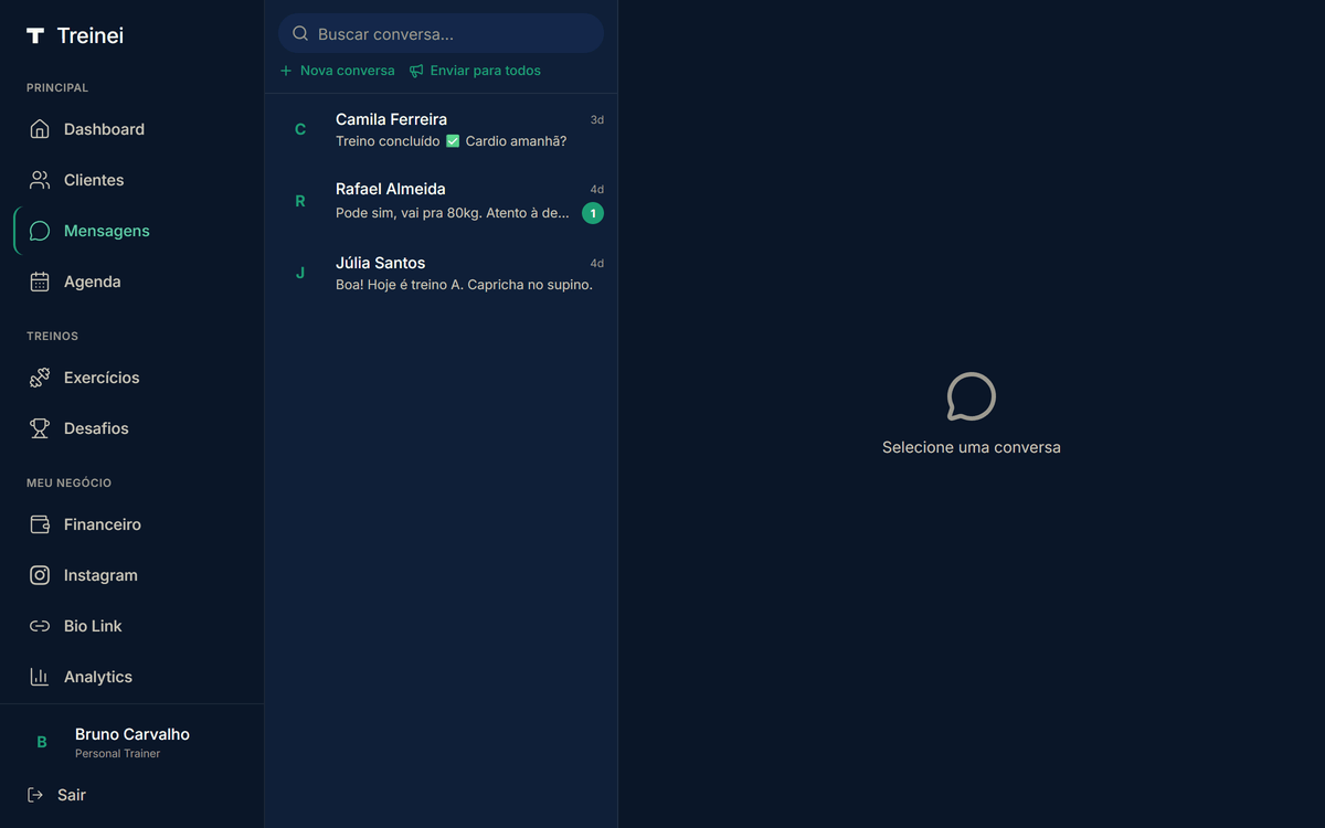 Página /mensagens com lista de conversas à esquerda (alunos com mensagens recentes) e área de chat à direita