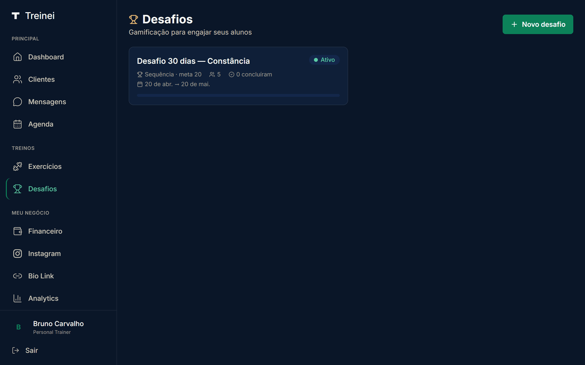 Página /desafios mostrando cards de desafios ativos. Cards do tipo Sequência com fins de semana ignorados mostram um chip discreto "Ignora sábados" / "Ignora domingos" / "Ignora fins de semana" abaixo da meta.