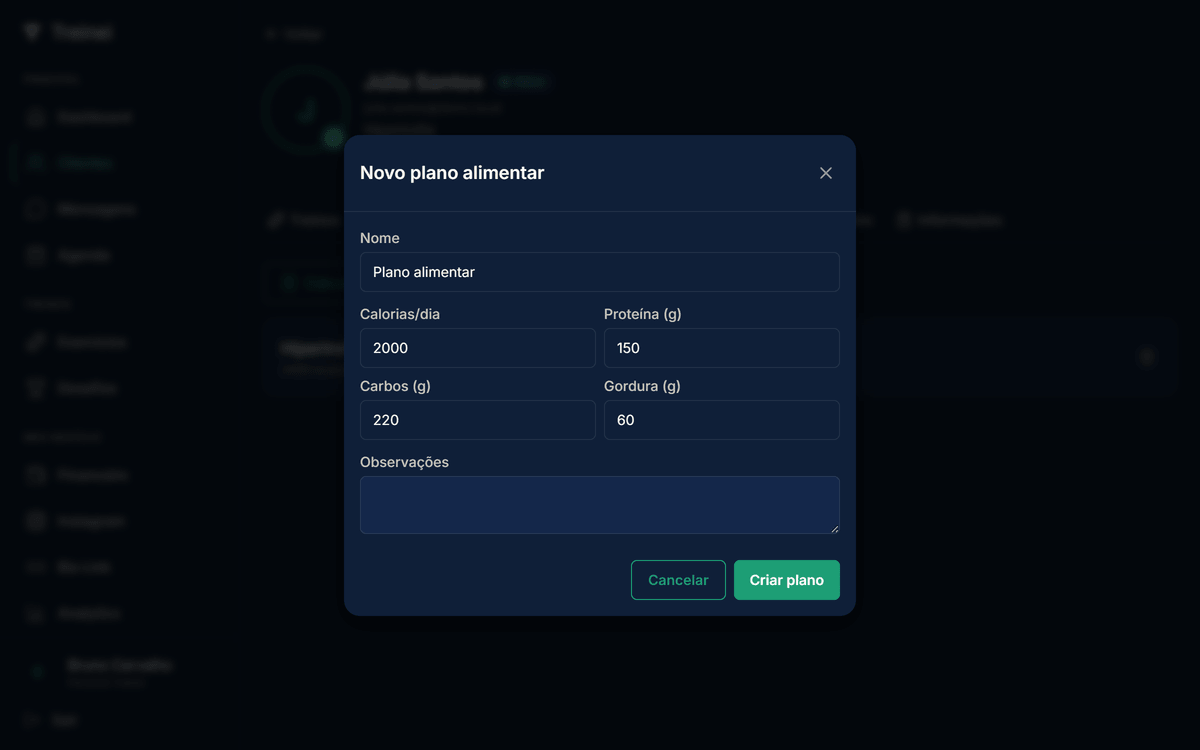 Modal Novo plano com campos Nome, Meta calórica, divisão de macros (proteína/carbo/gordura), data de início e fim